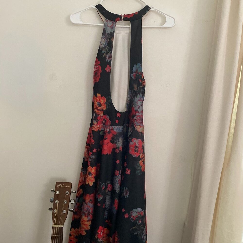 Formal Dress - Picture 3 of 3